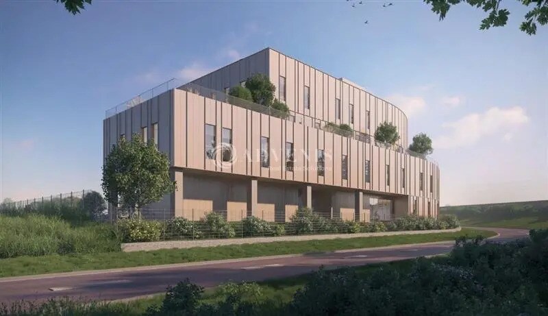 Flex in Valenton for sale - Building Photo - Image 1 of 5