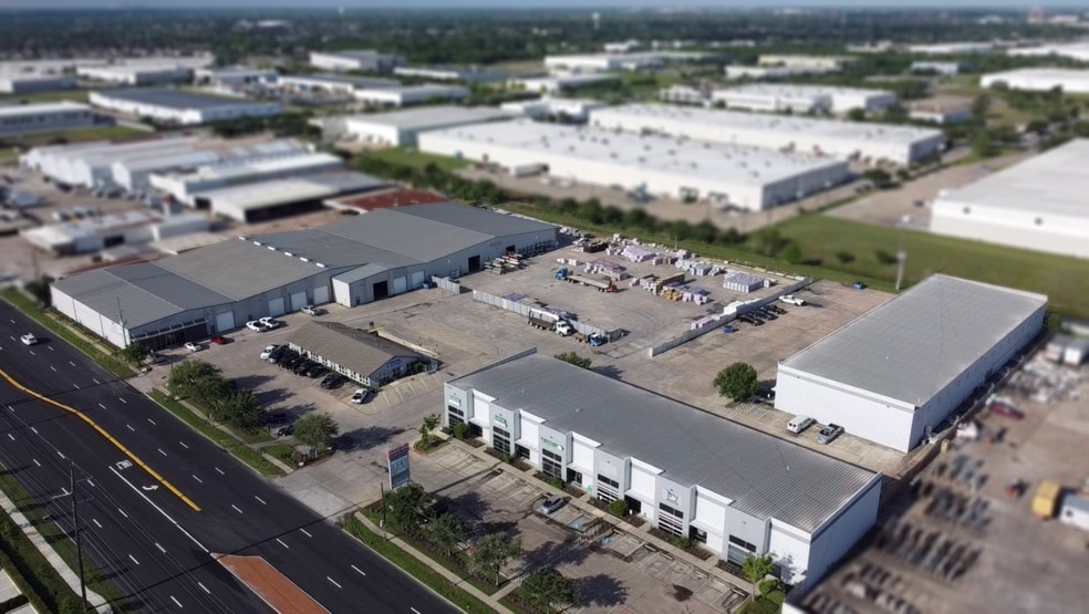 13220 Murphy Rd, Stafford, TX for lease - Building Photo - Image 2 of 2