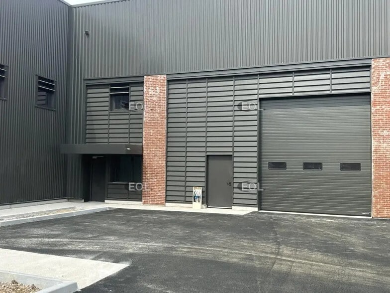 Flex in Signes for sale - Building Photo - Image 2 of 4