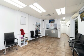 96-99 Bankstown City Plz, Bankstown for lease Interior Photo- Image 1 of 5