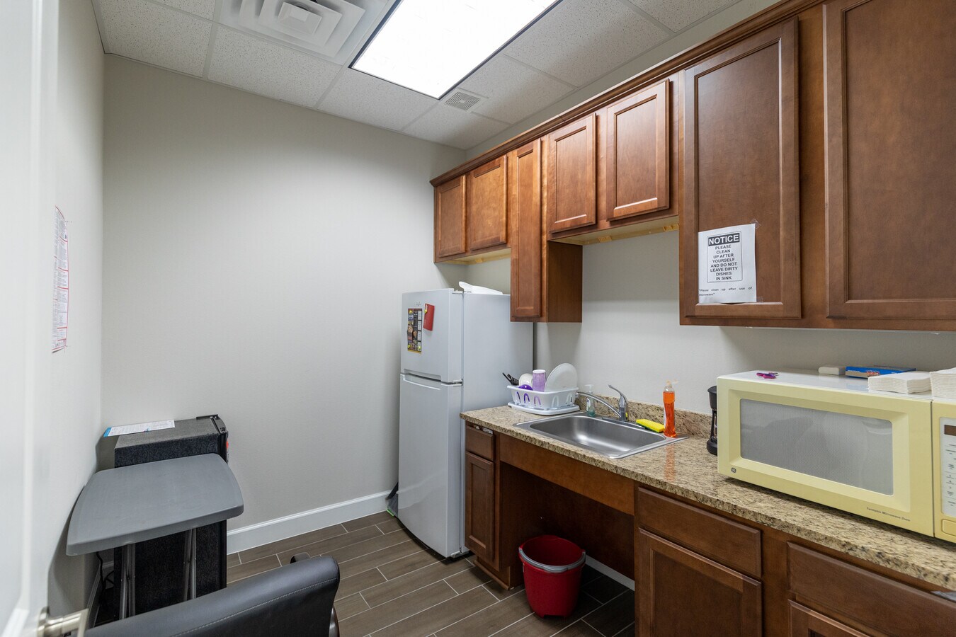 633 E Fernhurst Dr, Katy, TX 77450