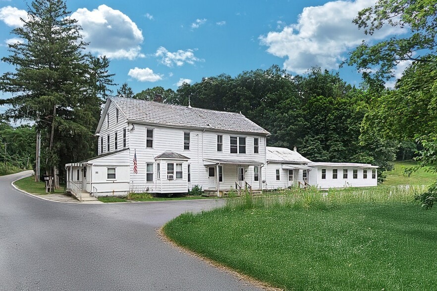 862 Iron Ridge Rd, Spring Grove, PA for sale - Building Photo - Image 3 of 78