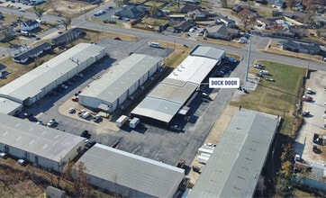 555-559 N 13th St, Rogers, AR for lease Building Photo- Image 2 of 9