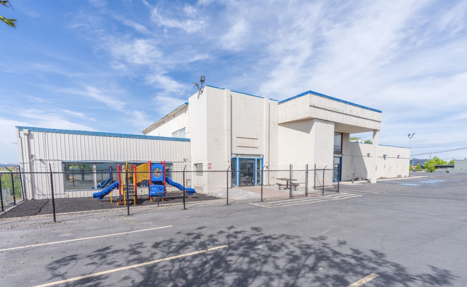 115 E Pacific Ave & 112 E 1st Ave portfolio of 2 properties for sale on LoopNet.com - Building Photo - Image 1 of 6