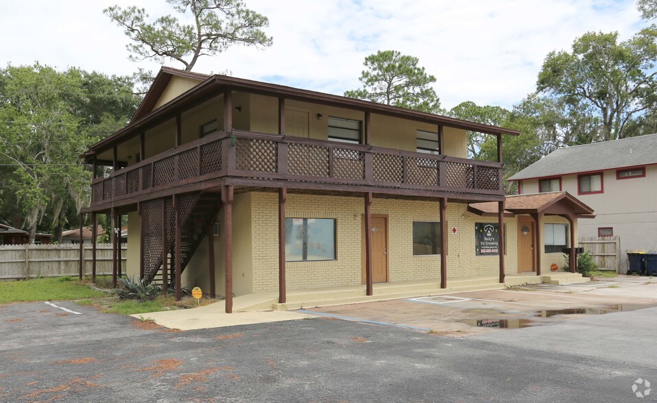 502 N State St, Bunnell, FL 32110