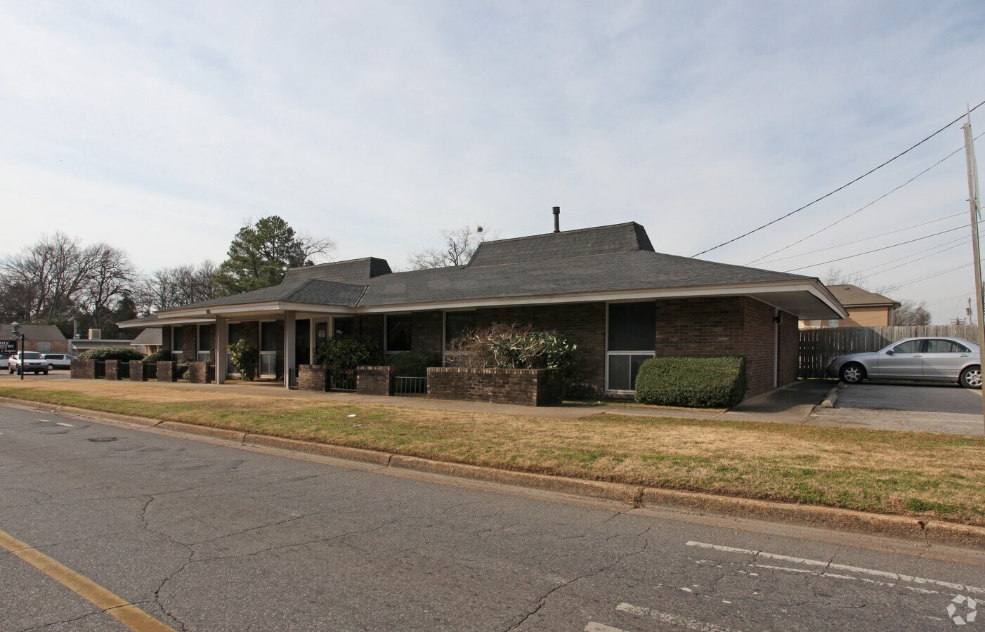 1712 Hackberry Ln, Tuscaloosa, AL 35401