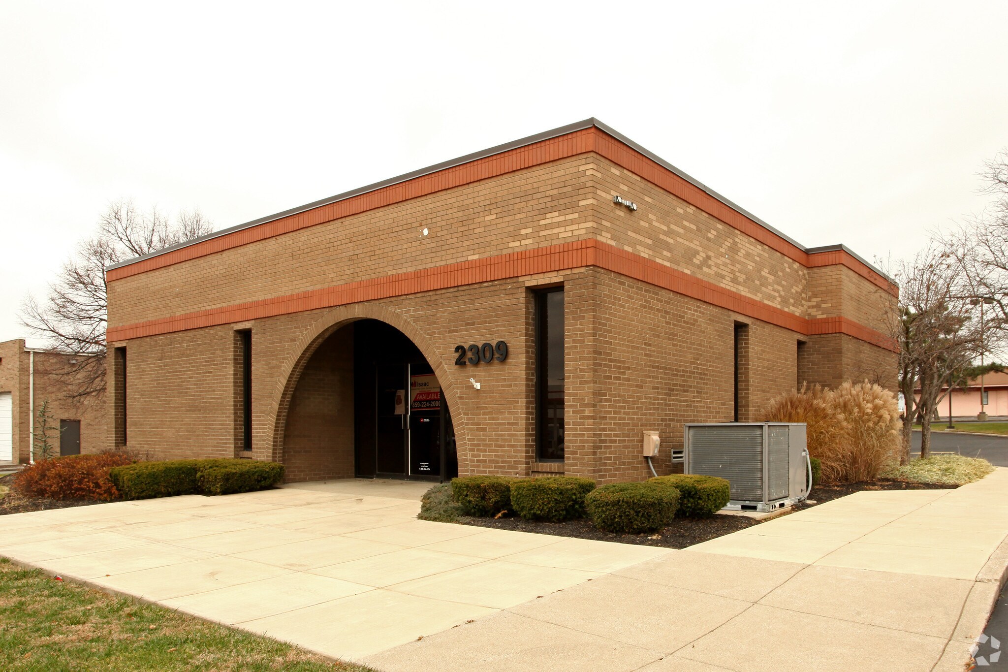 2309 Woodhill Dr, Lexington, KY for sale Primary Photo- Image 1 of 1