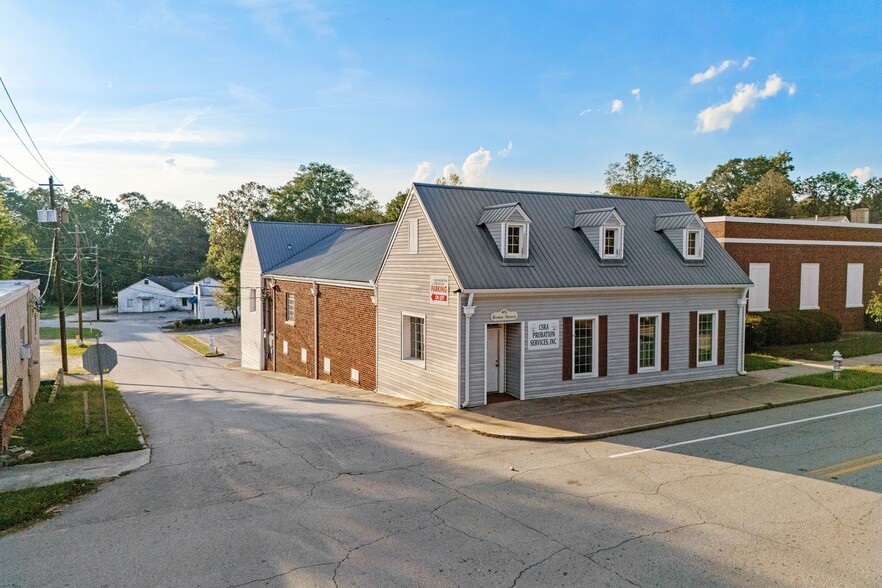 402 Rome St, Carrollton, GA for sale - Building Photo - Image 1 of 24