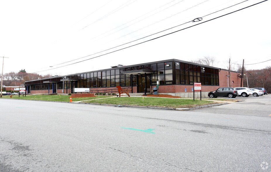 5 Strathmore Rd, Natick, MA 01760