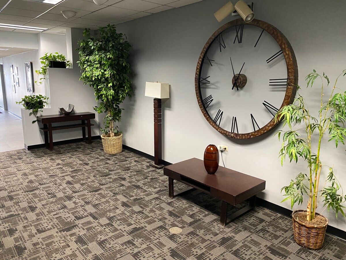 6001 Cochran Rd, Solon, OH 44139 Solon Building