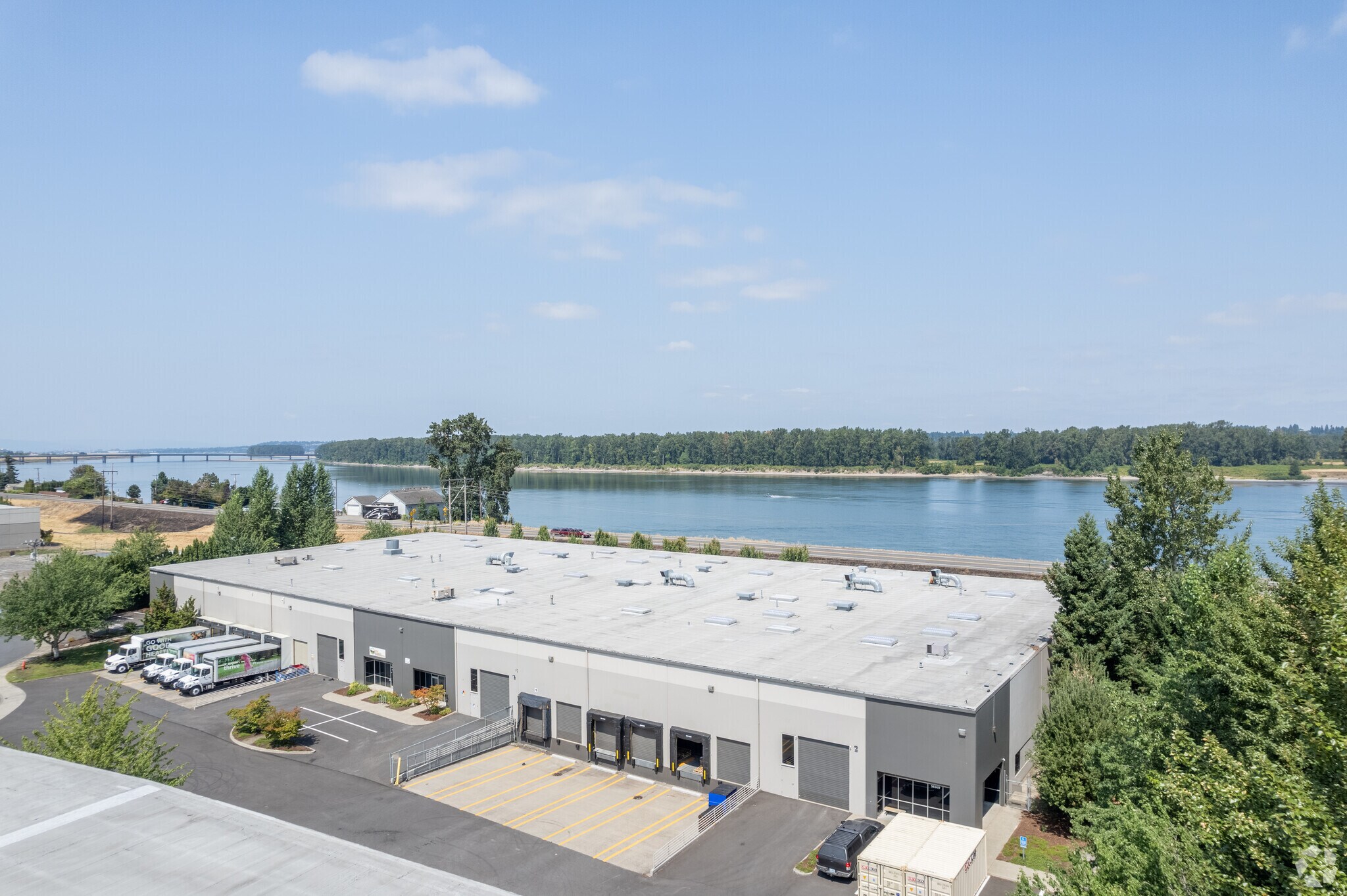 14149-14161 NE Airport Way, Portland, OR for sale Primary Photo- Image 1 of 1