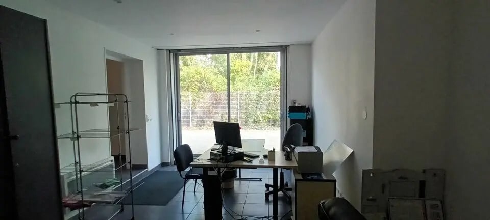 Office in Le Havre for lease - Interior Photo - Image 3 of 3