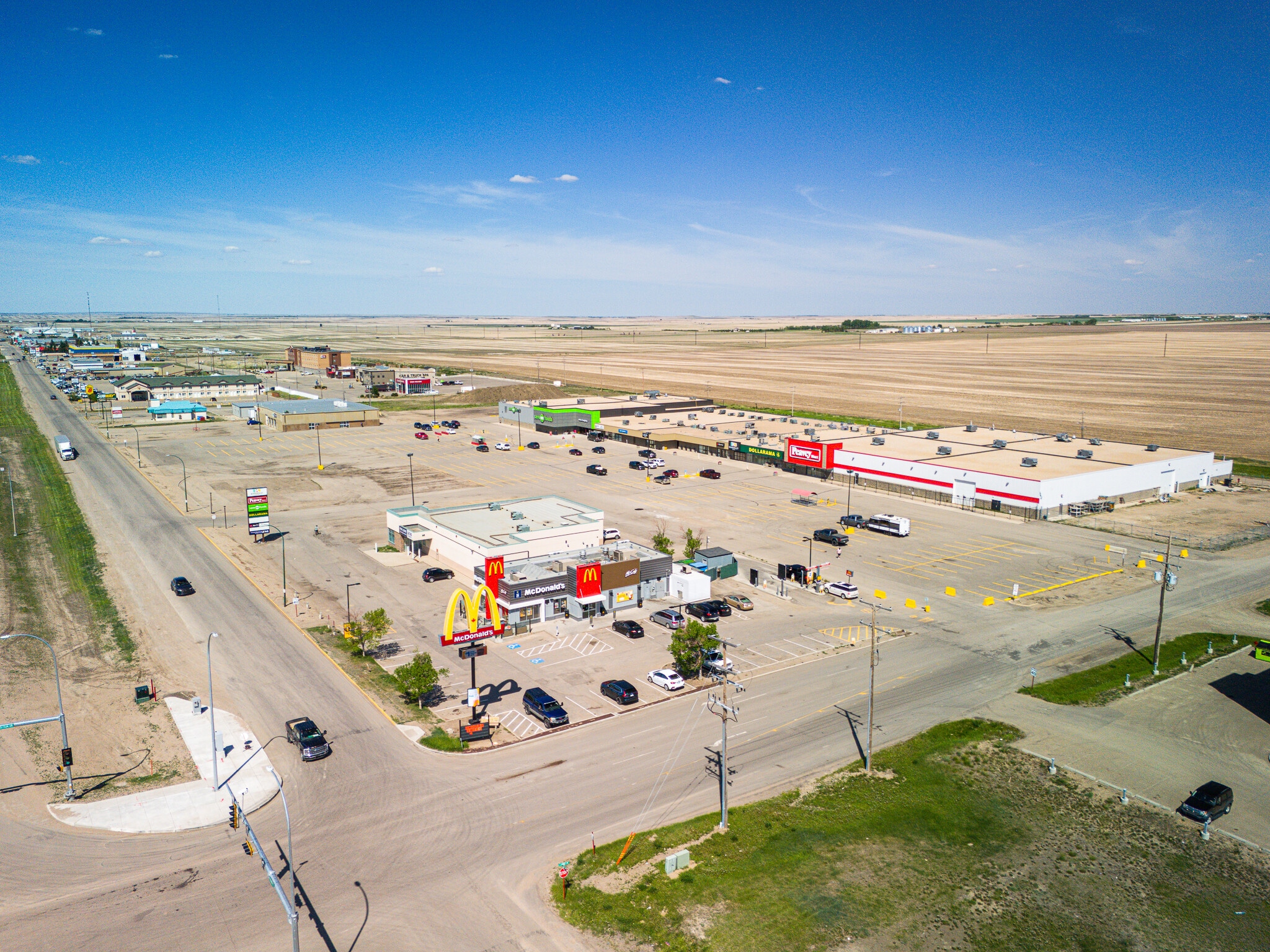 608 12th Ave E, Kindersley, SK for lease Building Photo- Image 1 of 11