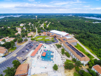 REGALIA HOTEL & CONFERENCE CENTER - Lake Ozark MO 250 Racquet Club