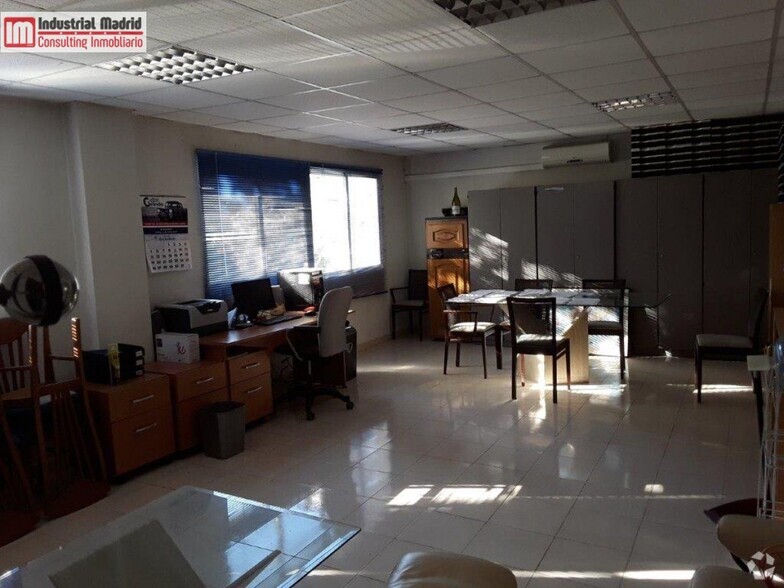 28891 Velilla de San Antonio - Polígono Industrial La Huerta | LoopNet