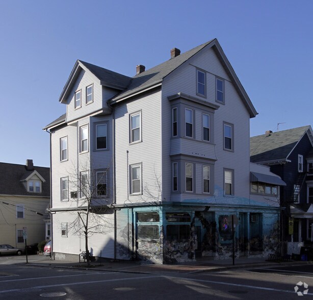 385-389 Wickenden St, Providence, RI for sale - Primary Photo - Image 1 of 1
