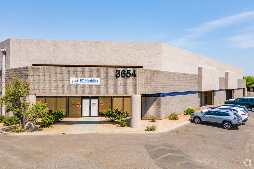 3648-3654 W Osborn Rd, Phoenix, AZ for lease - Primary Photo - Image 1 of 5