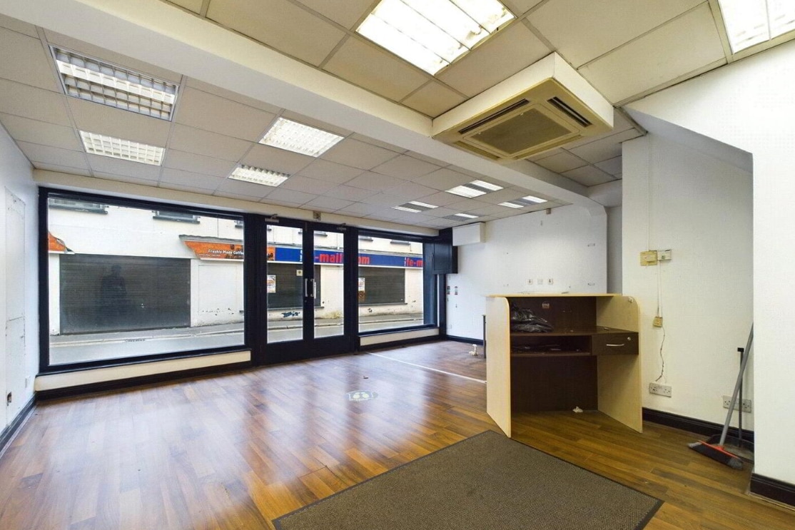 27 Mill St, Newry for sale Interior Photo- Image 1 of 8