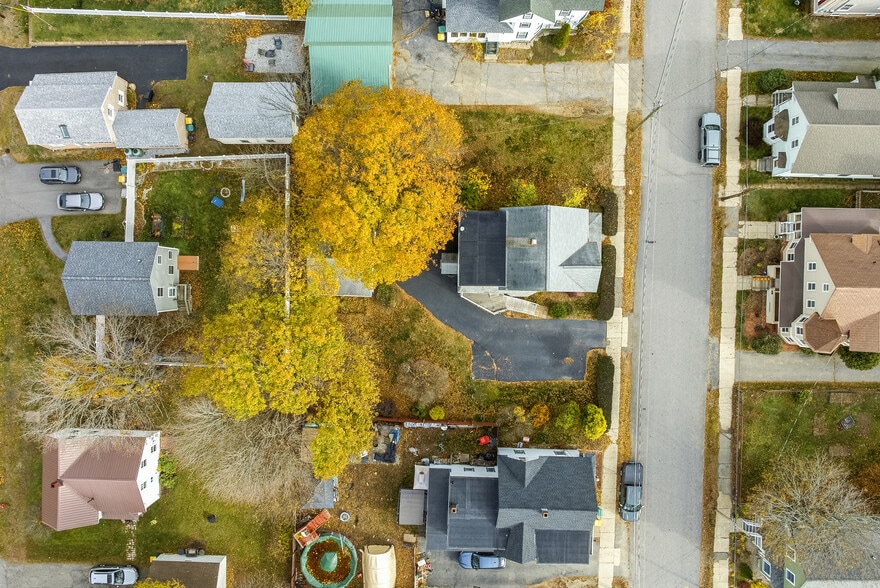 51 Chestnut St, Rochester, NH for sale - Building Photo - Image 3 of 67