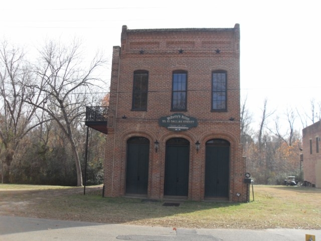 208 Dallas St, Jefferson, TX for sale - Primary Photo - Image 1 of 1