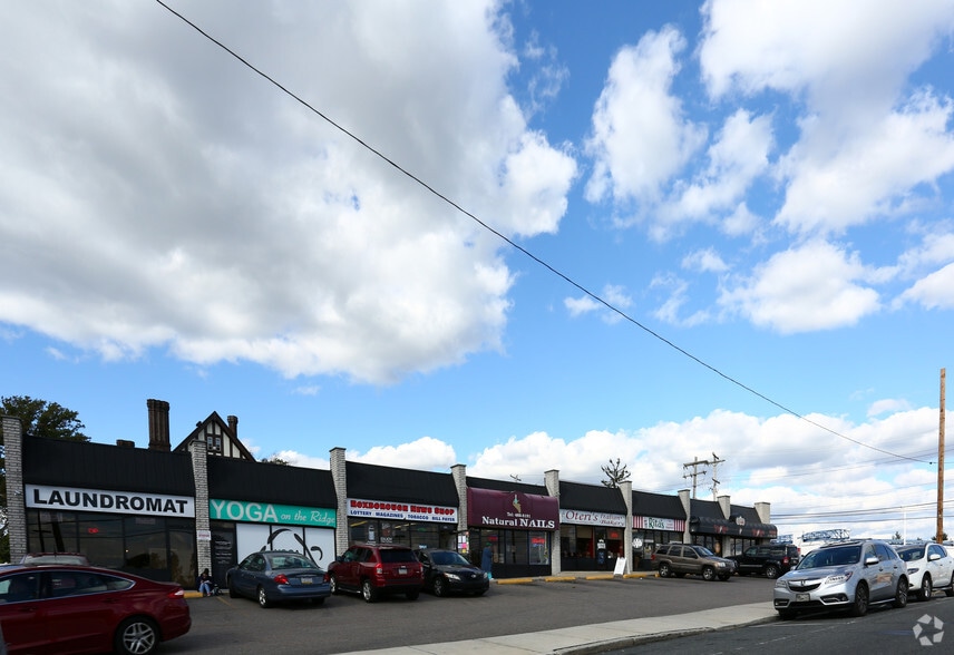 493 Domino Ln, Philadelphia, PA for lease - Building Photo - Image 3 of 3