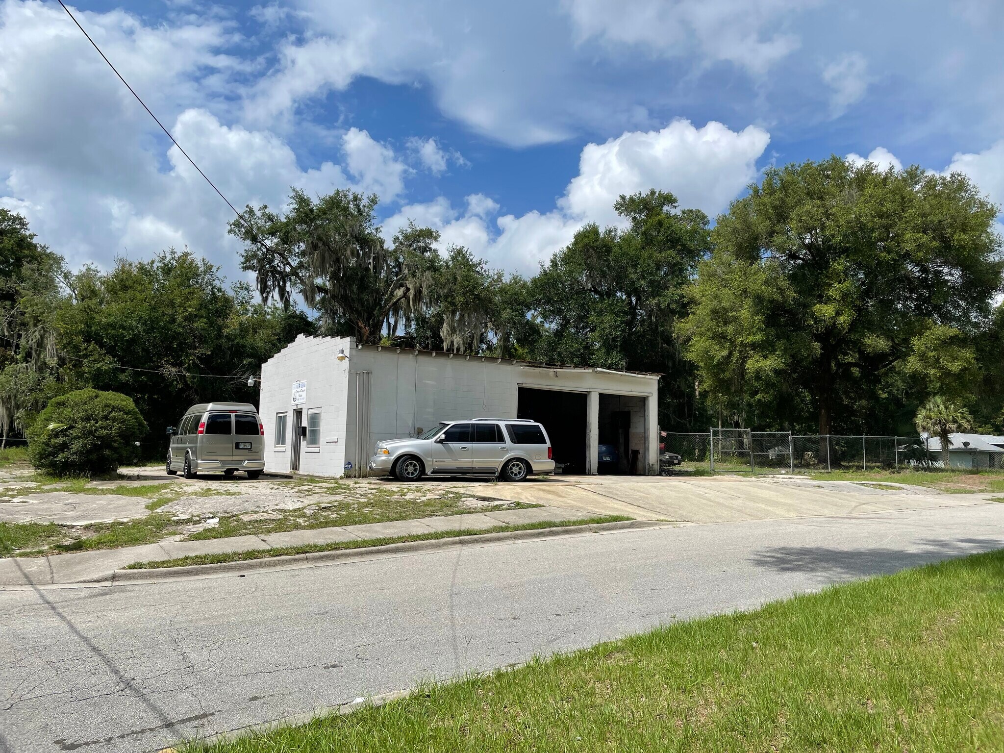 800 S Adelle Ave, Deland, FL 32720 | LoopNet