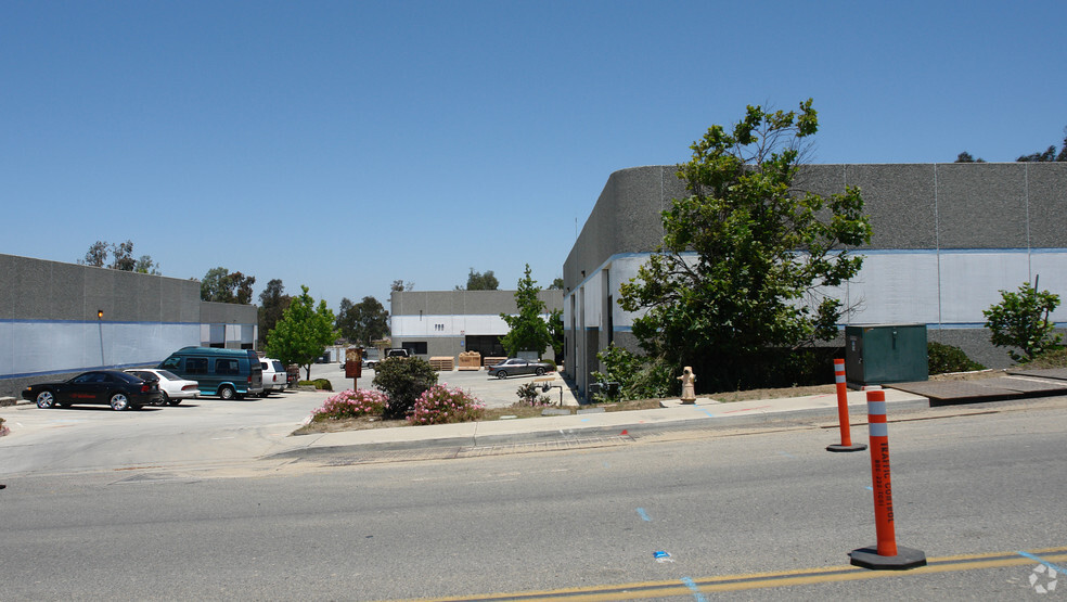 795 North Ave, Vista, CA for lease - Building Photo - Image 2 of 3