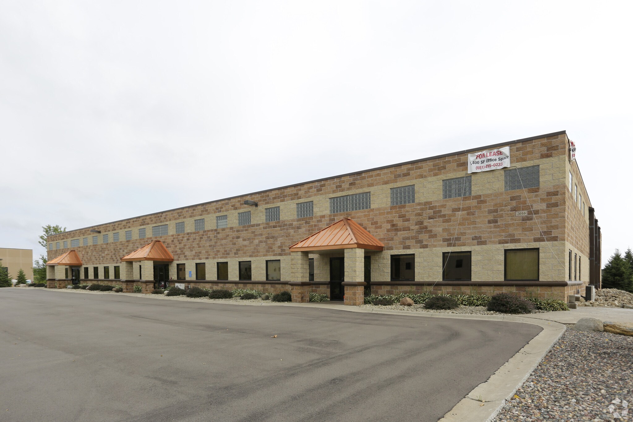 2016 Gateway Cir, Centerville, MN for sale Primary Photo- Image 1 of 1