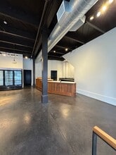 414 SW 13th Ave, Portland, OR for lease Building Photo- Image 2 of 17