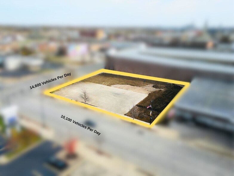 450 Main st, Decatur, IL for sale - Primary Photo - Image 2 of 4