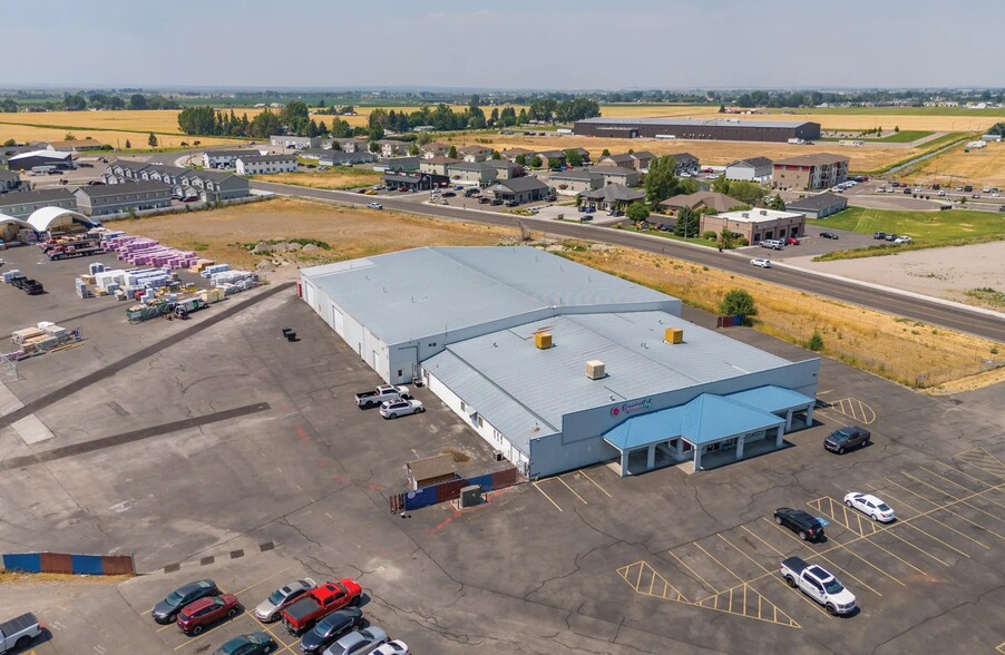 580 N State St, Shelley, ID for lease - Aerial - Image 2 of 9