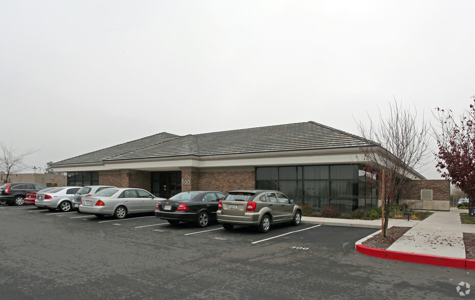 1111 Exposition Blvd, Sacramento, CA for lease - Building Photo - Image 2 of 4