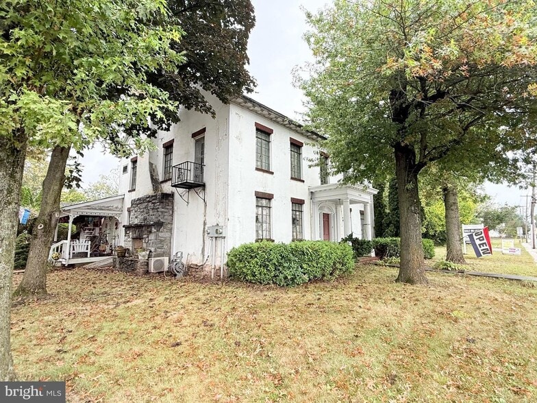 1500 E Philadelphia Ave, Gilbertsville, PA for sale - Building Photo - Image 3 of 6