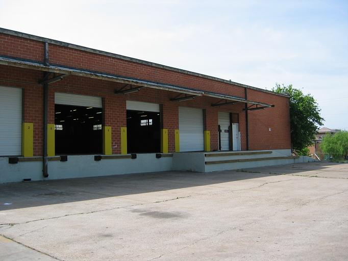 1045 Reinli St, Austin, TX for lease - Building Photo - Image 3 of 10