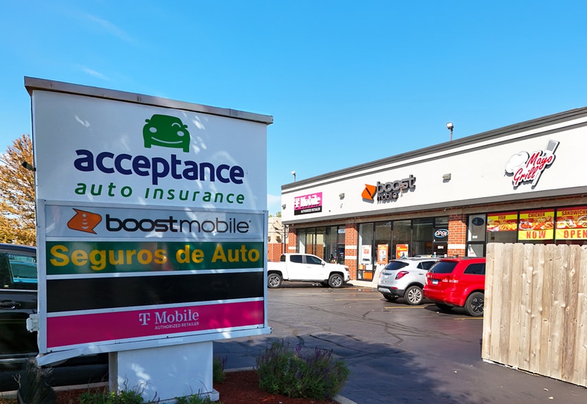 954 E New York St, Aurora, IL for sale - Building Photo - Image 3 of 9