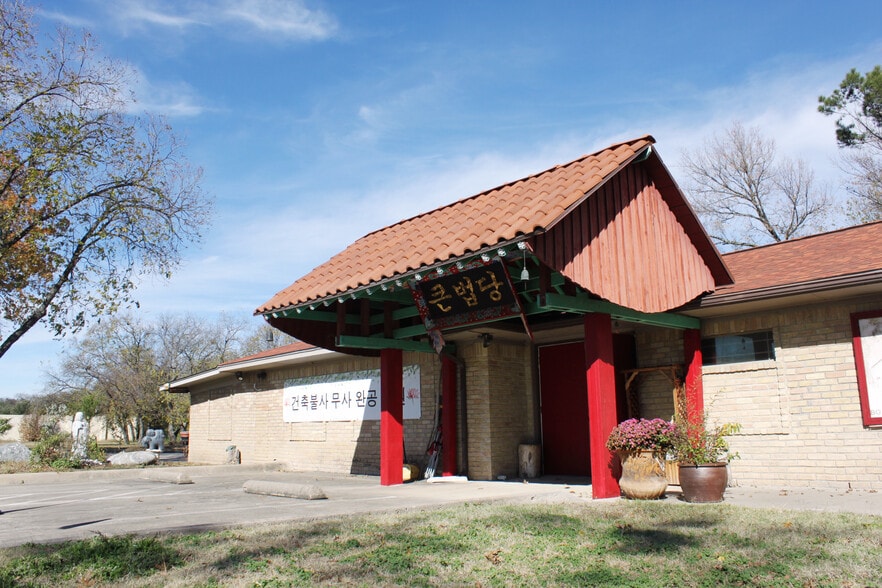 1130 Abrams Rd, Richardson, TX for sale - Building Photo - Image 2 of 14