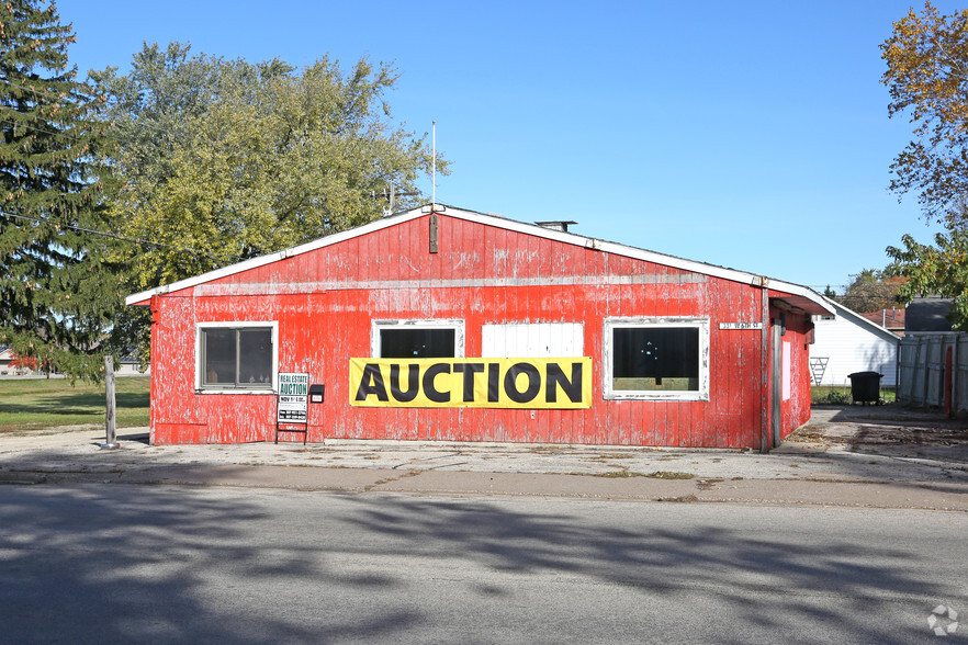 331 W 6th St, Saint Charles, MN for sale - Primary Photo - Image 1 of 1