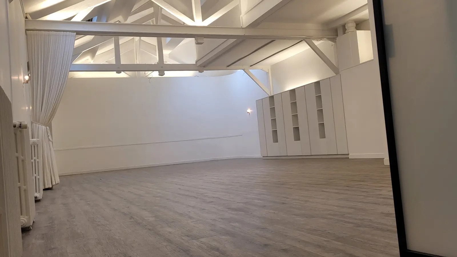 78 Ter Rue Laugier, Paris for lease Interior Photo- Image 1 of 9