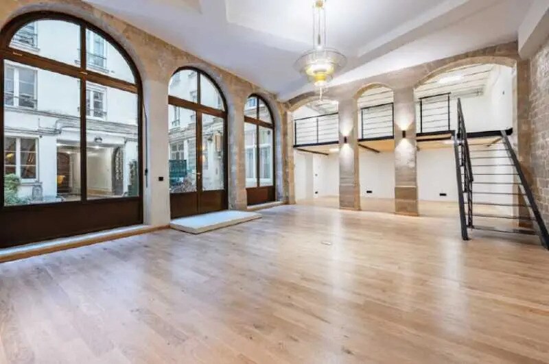 10 Rue Notre-Dame De Nazareth, Paris for sale - Interior Photo - Image 3 of 10