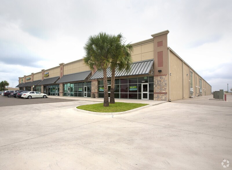 2636-2800 S Expressway 281, Edinburg, TX for sale - Primary Photo - Image 1 of 1