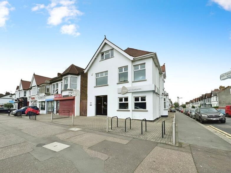 601 London Rd, Westcliff On Sea for sale - Building Photo - Image 1 of 12