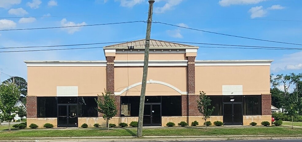 403 Gillespie St, Fayetteville, NC for lease - Building Photo - Image 1 of 9