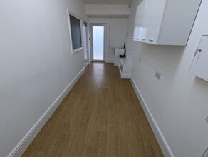 Clyne Common, Swansea for lease Interior Photo- Image 2 of 2