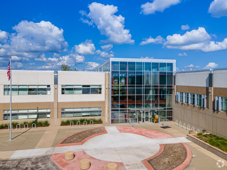 16025 W 113th St, Lenexa, KS for lease - Building Photo - Image 3 of 56