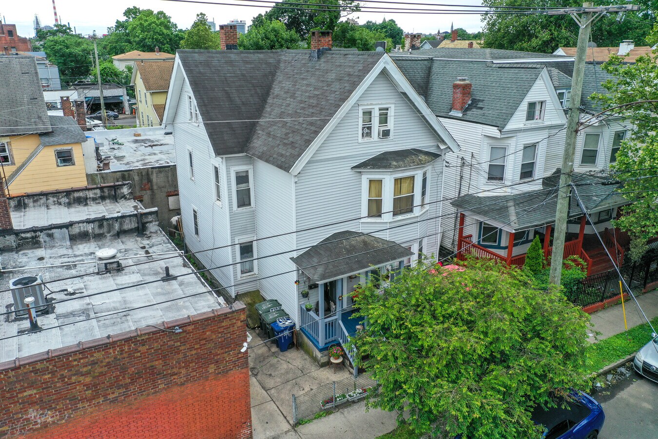 446 Shelton St, Bridgeport, CT 06608