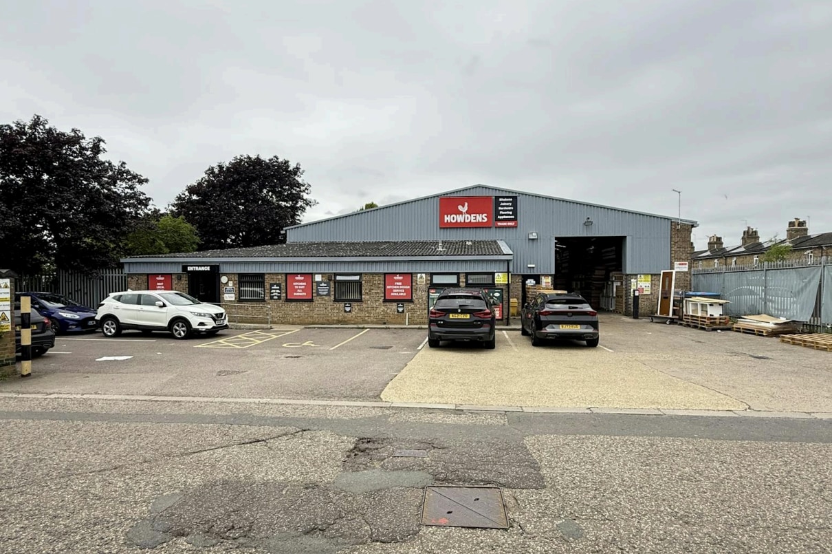 Brassey Clos, Peterborough for lease Building Photo- Image 1 of 8