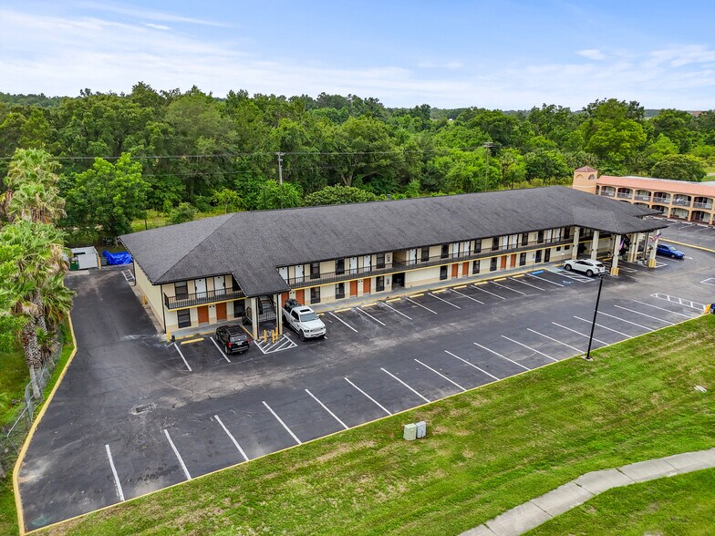 15920 Northwest US Hwy 441, Alachua, FL for sale - Building Photo - Image 1 of 1