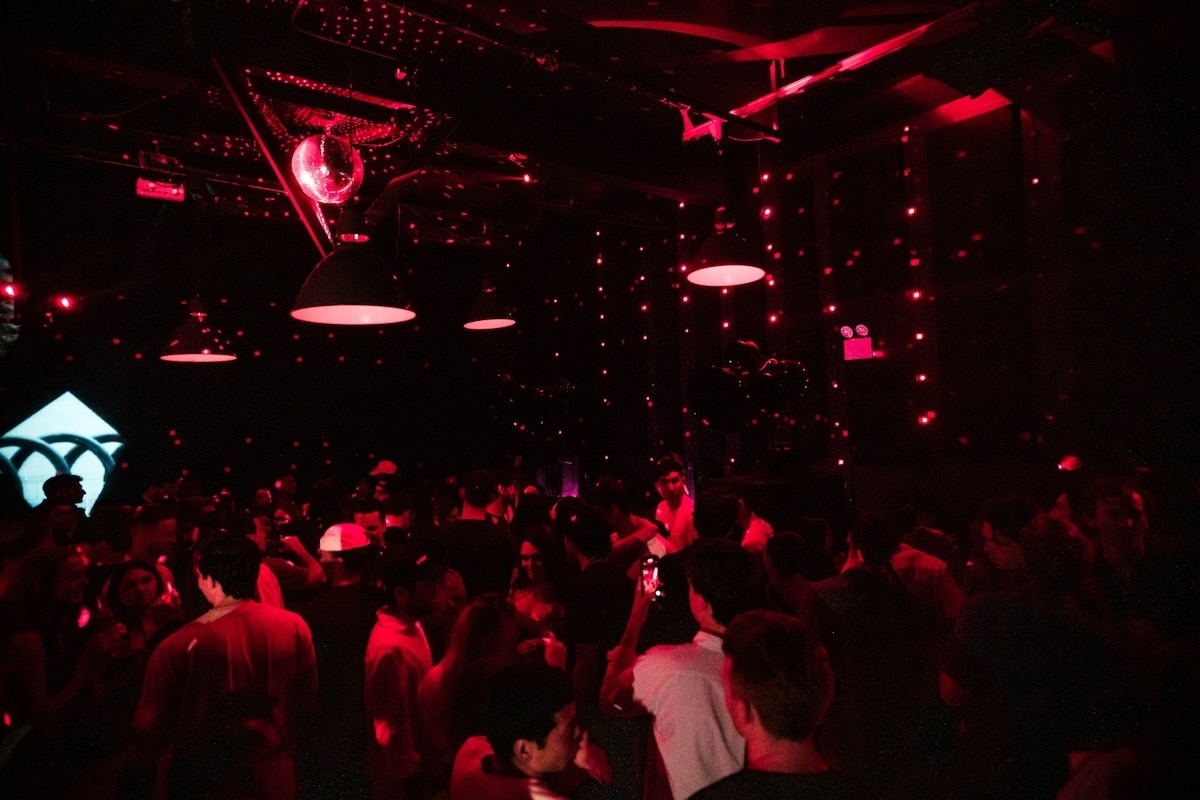 58 S 6th St, Brooklyn, NY for lease Building Photo- Image 1 of 3