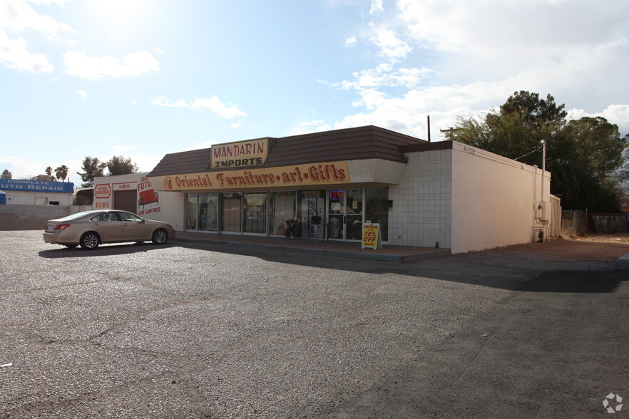 2167 N Decatur Blvd, Las Vegas, NV for lease - Building Photo - Image 3 of 21