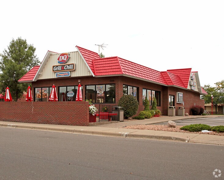 7720 149th St W, Apple Valley, MN for sale - Primary Photo - Image 1 of 1